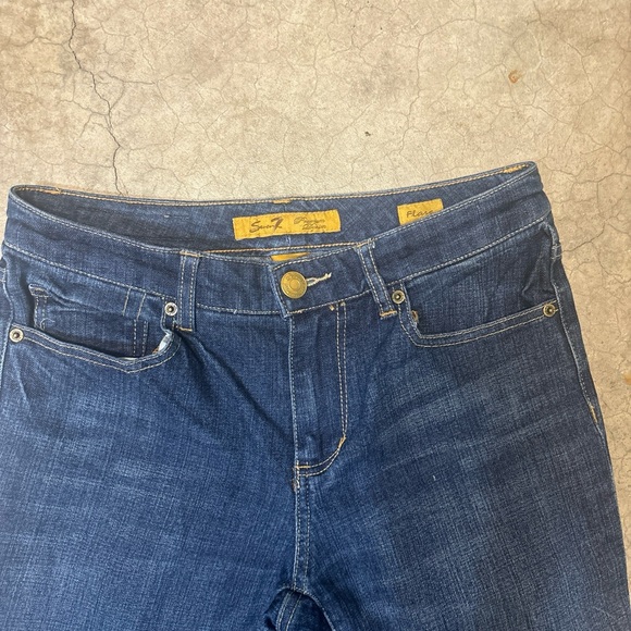 Seven7 Women's Premium Denim Dark Wash Flare Jean. Size 4 - Picture 4 of 4